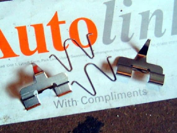 Brake pad fitting kit, rear, Mazda MX-5 1.8 & Mk2, for 251mm discs, 1993-2005