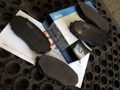 Brake pads, front, Mitsubishi Pajero Jr, Junior 11/1995 to 12/1996, with solid discs MR389505