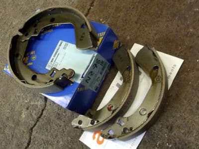 Brake shoes, rear, Suzuki Swift mk4 JDM, 2005-12, Kashiyama BS-8929