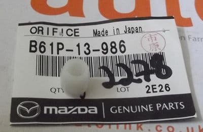 Breather hose orifice valve, cam cover to chrome pipe, Mazda MX-5 mk1, B61P13986