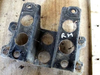 Bumper mounting bracket, rear r/h, Mazda MX-5 mk2, NC1050270, USED