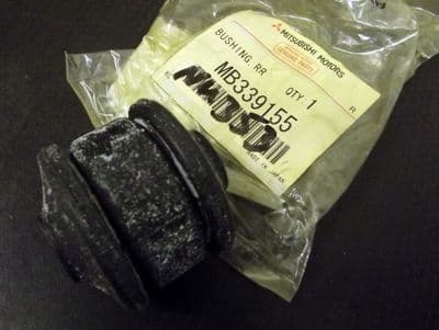 Bush, Mitsubishi Pajero Jr, rear, MB339155