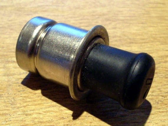 Cigarette lighter Mazda MX-5 mk2 & mk2 5 USED