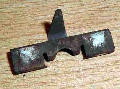 Clip, rear brake pad, Mazda MX-5 1.6 mk1, USED