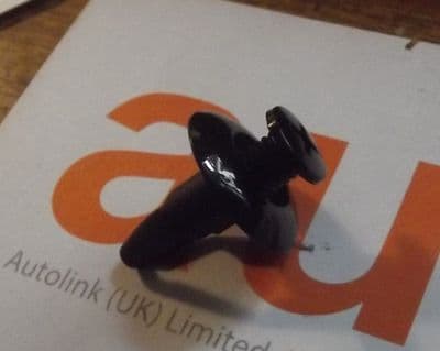 Clip, wheelarch liner, etc, Mazda MX-5, NA0156145, aftermarket