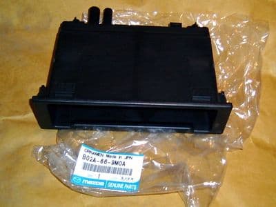 Cubby box, Mazda MX-5 mk2/2.5 & Bongo, B02A669M0A