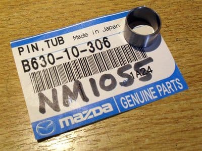 Cylinder head locating dowel / pin, genuine Mazda MX-5, B63010306