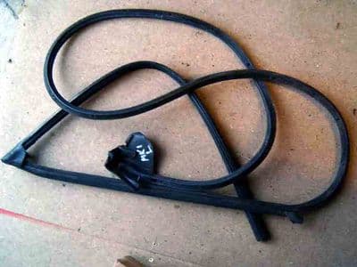 Door seal rubber, Mazda MX-5 mk1, l/h, left hand, NA0159760J, USED