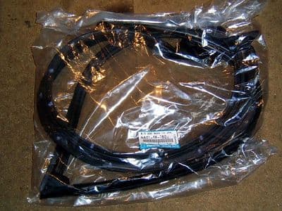 Door seal rubber, Mazda MX-5 mk1, r/h, right hand, NA0158760J, NEW