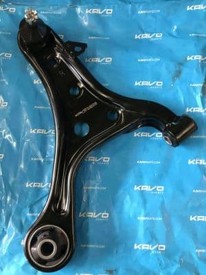 Front r/h lower wishbone arm, Toyota IQ , 4806879018