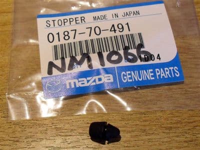 Fuel filler lid rubber stopper, Mazda MX-5, 018770491
