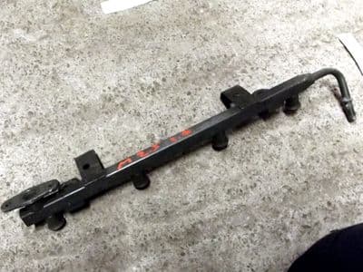 Fuel rail, Mazda MX-5 1.6 mk2.5, 2001-05, B6MU13150, USED