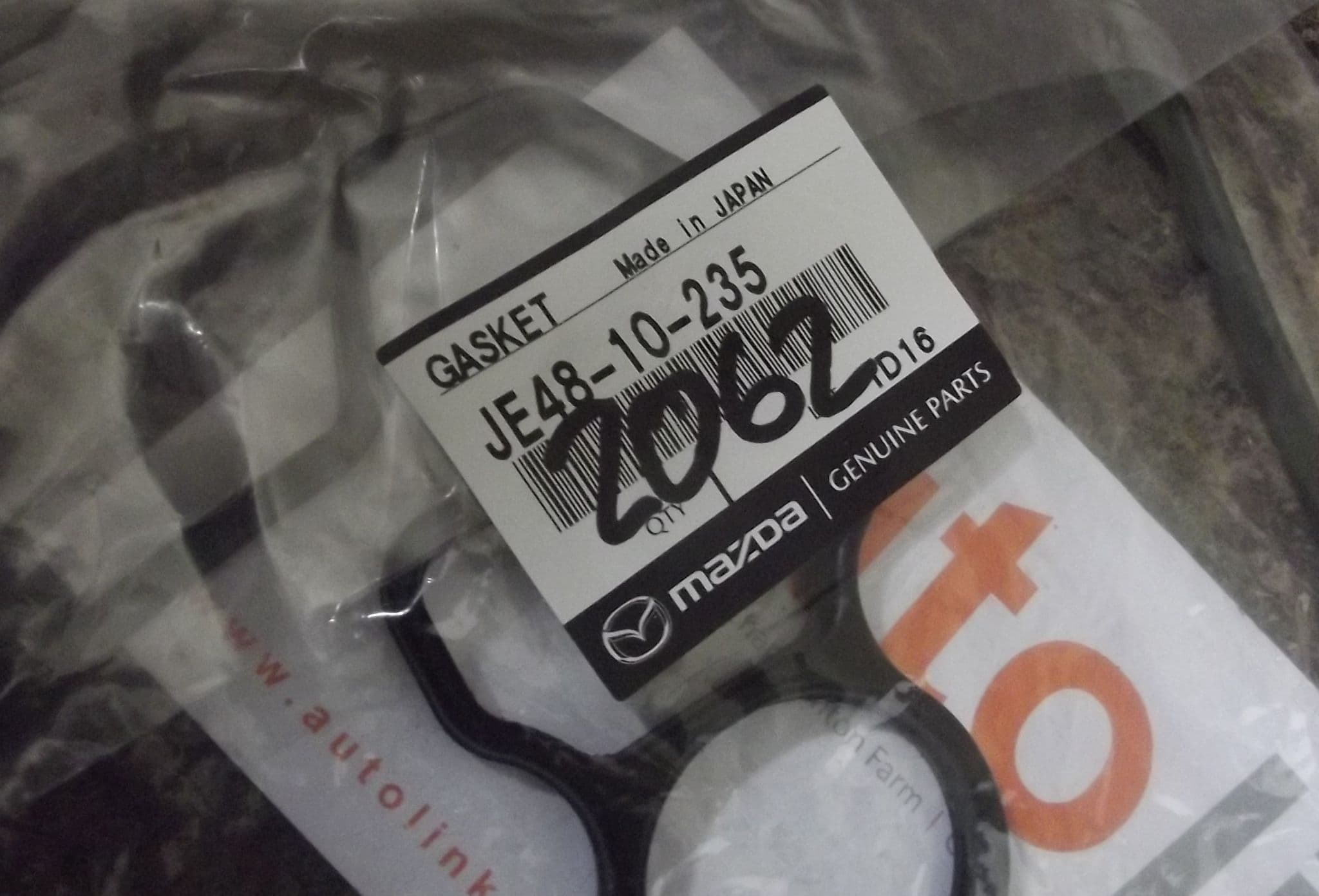 Gasket cam cover r/h bank Bongo 2 5i V6 petrol SGE3 JE4810235 