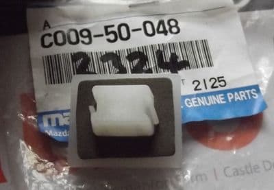 Grommet, bumper mount, rear, Mazda Xedos, MX-6, C00950048