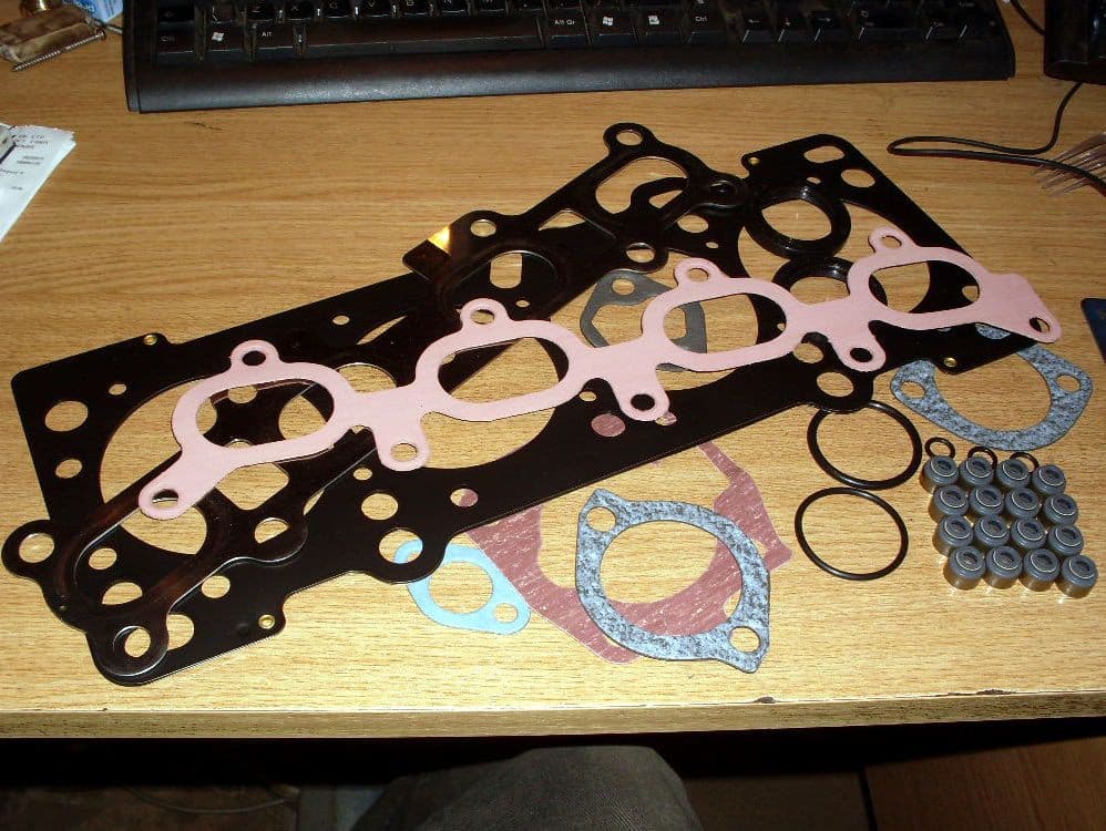 Head gasket set Mazda MX5 1 8 mk1 & mk2 19932000