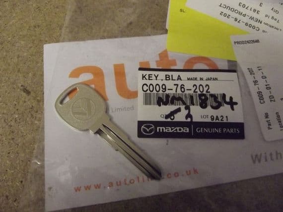 Key blank, Eunos Roadster, genuine Mazda valet key, C00976202