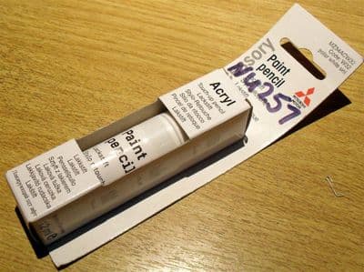Paint touch up, Mitsubishi Polar white, W32
