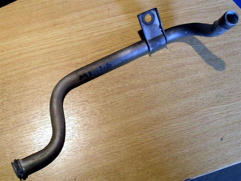 Pipe heater to waterpump bypass MX-5 1 6 mk1 B61P15290B USED