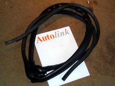 Seal, windscreen header rail, MX-5 mk1, NA01R1711B