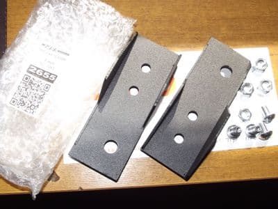 Seat lowering brackets, 1
