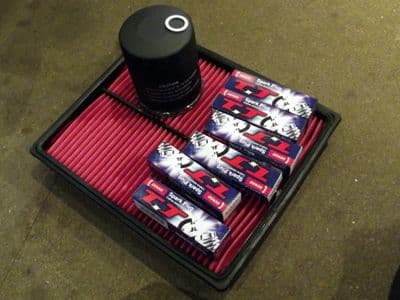 Service kit, Mazda Bongo 2.5i SG5W V6 petrol models, 1997-2003