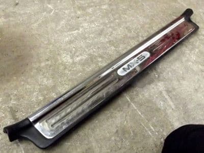 Sill plate, r/h, stainless, Mazda MX-5 mk2, black interior, MX5 logo, right hand, USED
