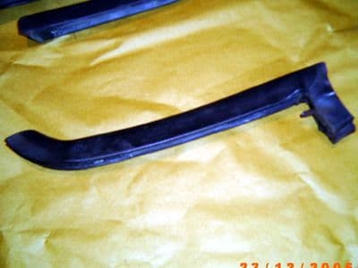 Soft top side seal, left hand, rear l/h, Mazda MX-5 mk1, NA01R1423C, USED