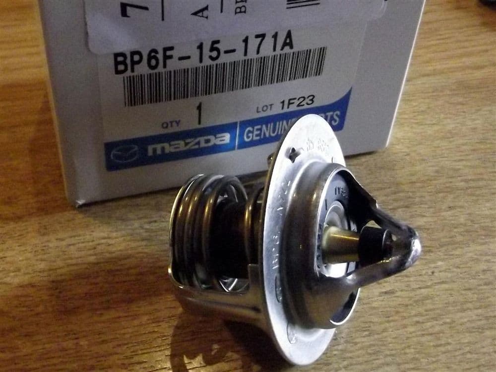 Thermostat 88deg C genuine Mazda with bleed valve MX-5 mk2 & mk2 5 ...