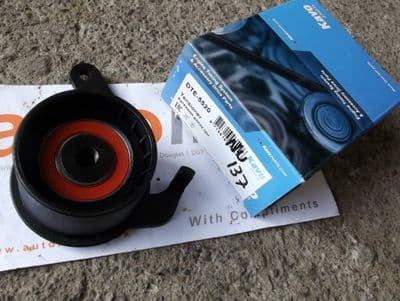 Timing belt tensioner, 4D68 2.0 diesel, Mitsubishi Spacewagon, Chariot etc.