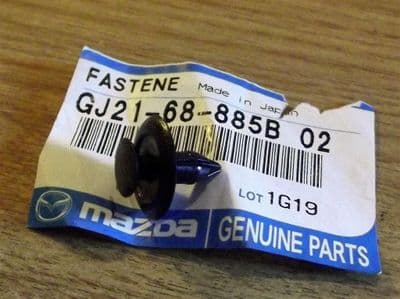 Trim Clip, Mazda MX-5, 2-piece centre push type, GJ2168885B02