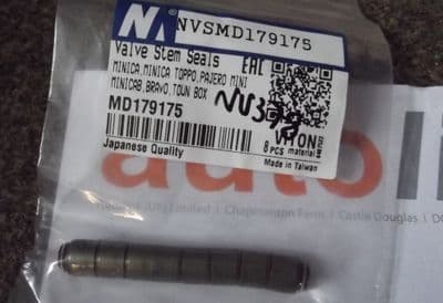 Valve Stem Oil Seal set of 8, Mitsubishi Pajero Jr. MD179175, aftermarket