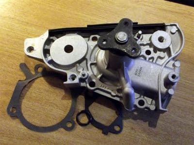 Water pump, Mazda MX-5 mk1 1.8, all mk2/mk2.5, waterpump with gaskets, GMB, made in Japan