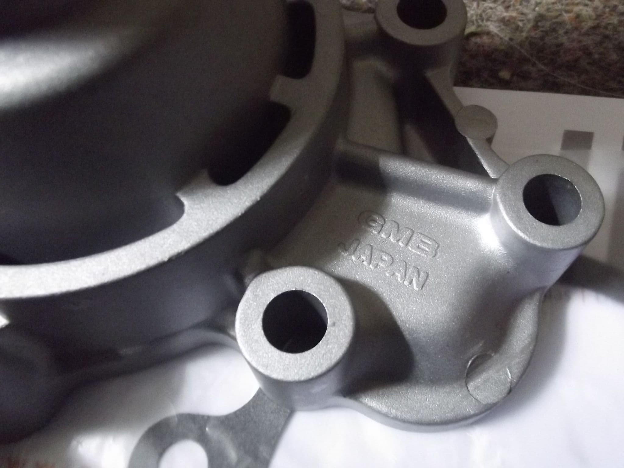 Waterpump Mazda Bongo 2 5 V6 petrol water pump JE4815010E GMB Japan