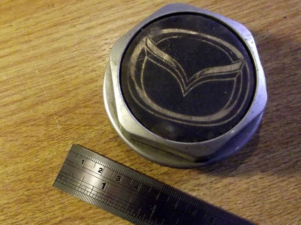 Wheel centre cap Mazda MX-5 80mm wings badge USED 08