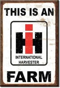 International Harvester Farm steel fridge magnet (de pt white)