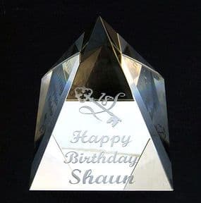 Pyramid Award/Paperweight, Optical Crystal, PERSONALISED ref CPA