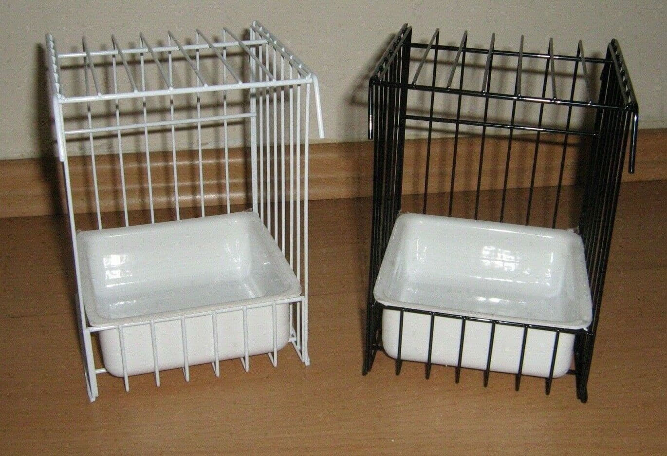 SPARE PLASTIC BATH INSERT FOR CANARY SINGLE BIRD BATH