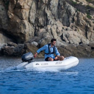 YAM 240 Air with Yamaha 5hp Outboard