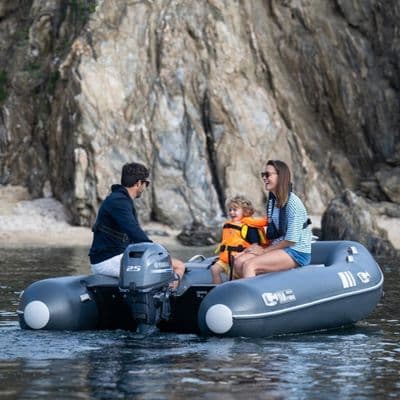 Yamaha YAM 420 S Solid Floor Tender