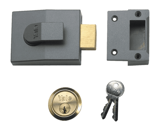 YALE 82 Deadbolt Nightlatch + Yale 1109 Cylinder