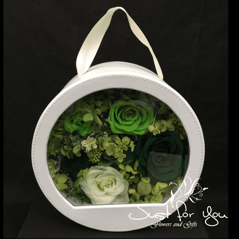 Medium Stylish Round Everlasting Box - White