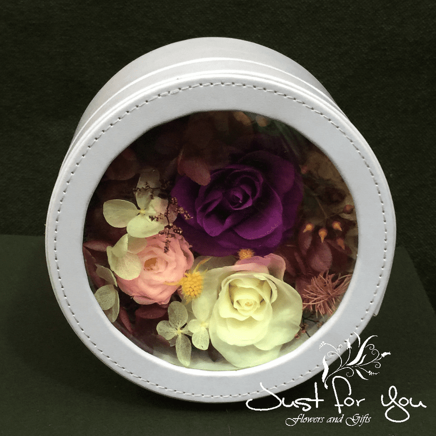 Stylish Round Everlasting Box - White
