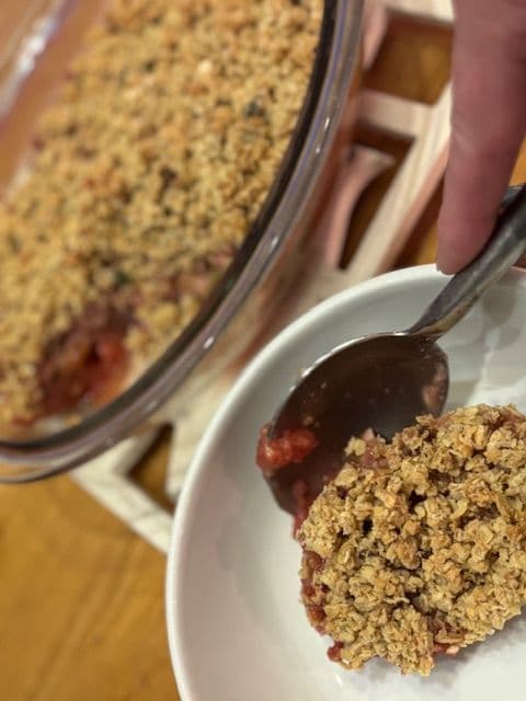 Strawberry & Rhubarb Crunchy Oaty Crumble