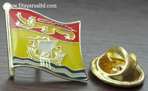 New Brunswick Flag Lapel Hat Cap Tie Pin Badge Nouveau-Brunswick Fredericton New