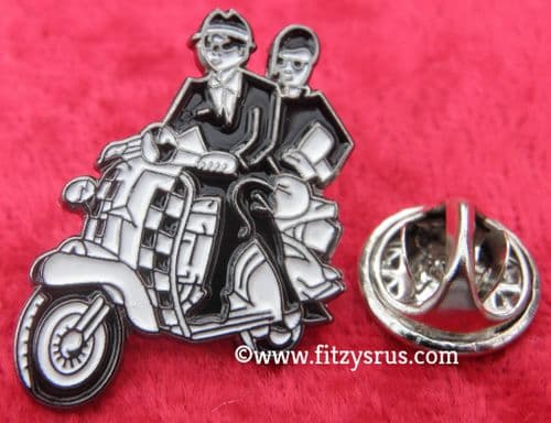 Ska Couple & Scooter Mod Lapel Hat Cap Tie Pin Badge Reggae Two Tone Mods Brooch