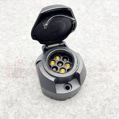 12N - Socket (7 Pin) - 12V