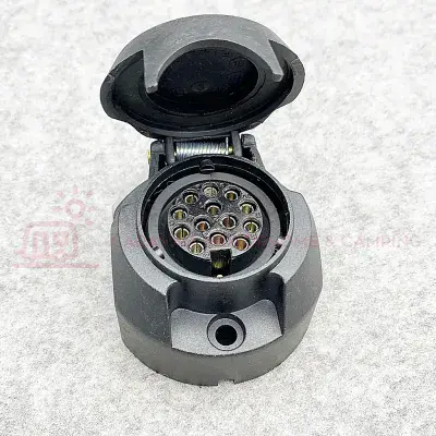 13 Pin Caravan Towing Socket & Weather Seal 12V