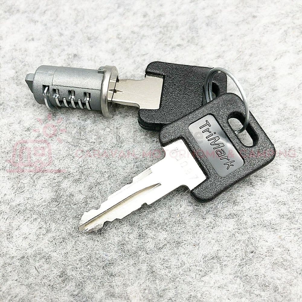 Wd30 Lock Caravan Motorhome WD Lock Barrel 2 Keys Short Tang - WD030