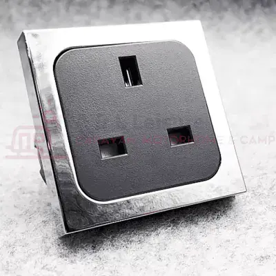CBE C-Line 13a - 240v 1-Way Socket Faceplate & Back Box Gloss Chrome - CG Range