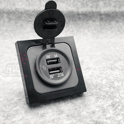 CBE C-Line Twin USB Socket & Faceplate Gloss Black - CG Range